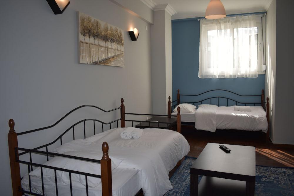 Athenian Modern Apartment Mavili Square Eksteriør bilde